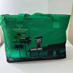 Trader Joe's Reusable Insulated Bag  Green